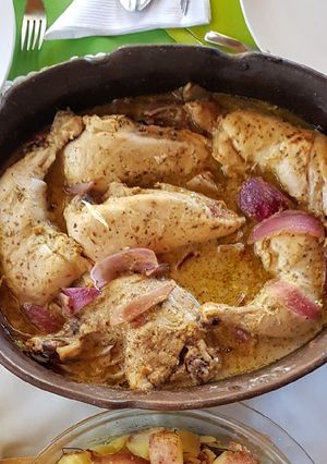 Una foto de Pollo al limón y especias