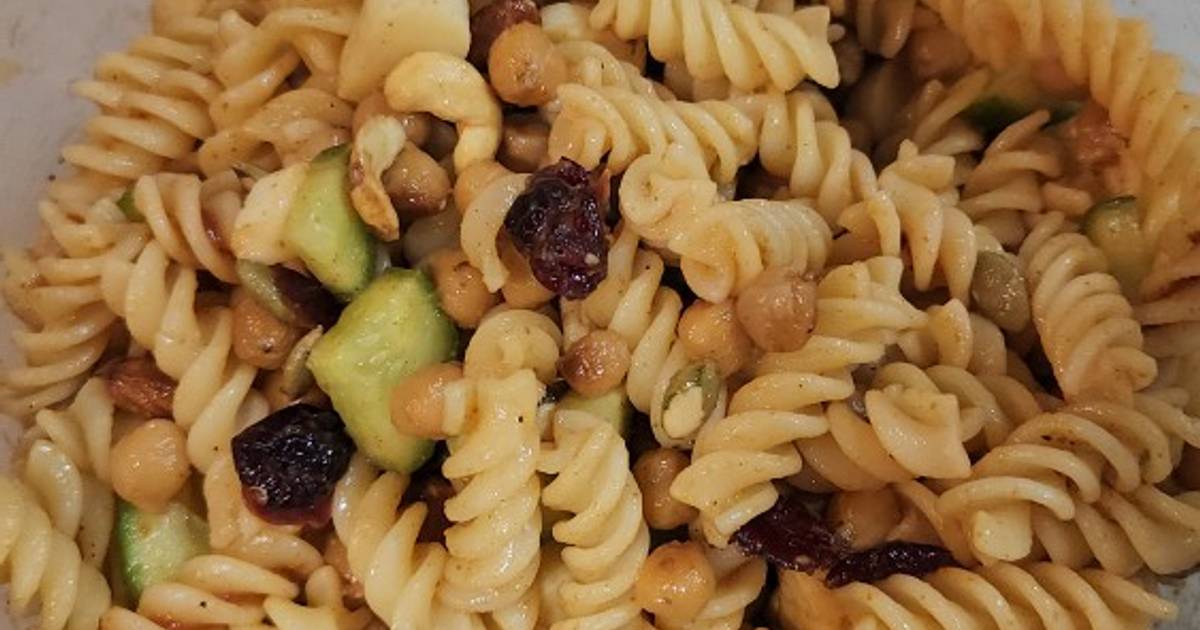 Best pasta salad Recipe by Passi Vikshali - Cookpad