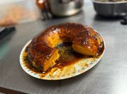 Una foto de flan de zanahoria