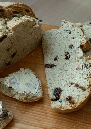 A picture of Vickys Mixed Fruit Irish Soda Bread GF DF EF SF NF.