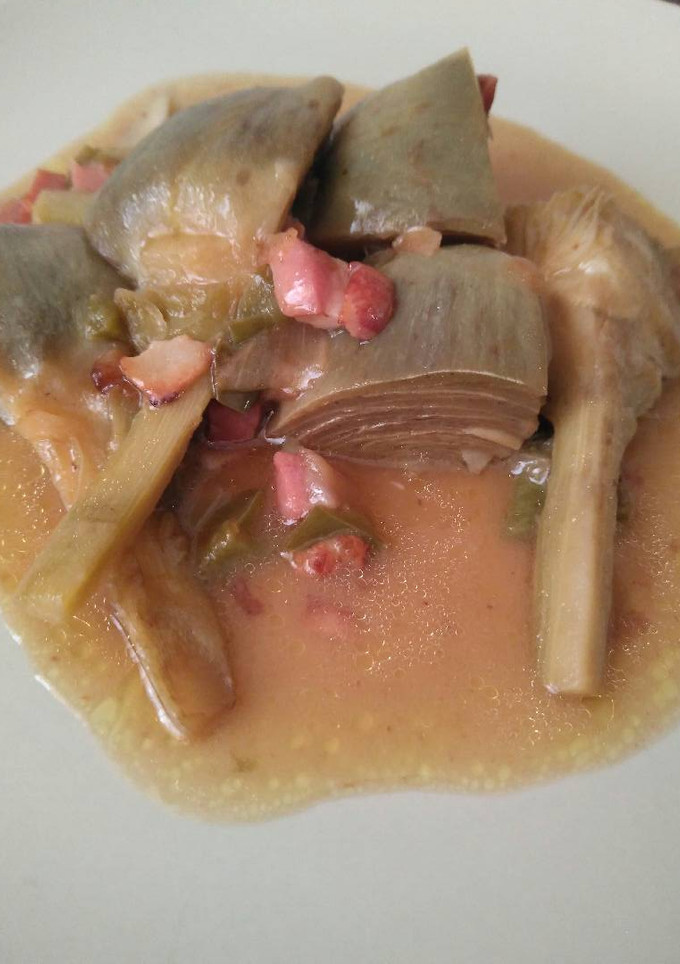 Una foto de Alcachofas con jamón