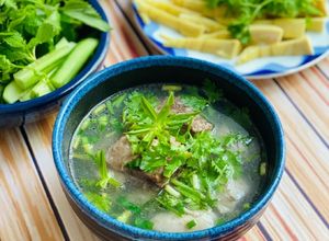 Hình của món Canh Khoai Sọ Nấu Sườn Heo.