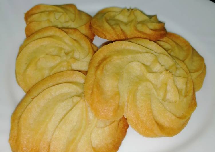 Recipe of Favorite Vanilla butter cookies