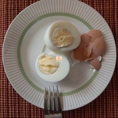 A picture of Hard-boiled eggs.