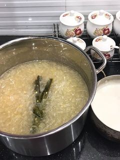 Hình của món Chè bắp nếp.