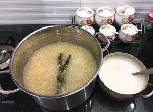 Hình của món Chè bắp nếp.