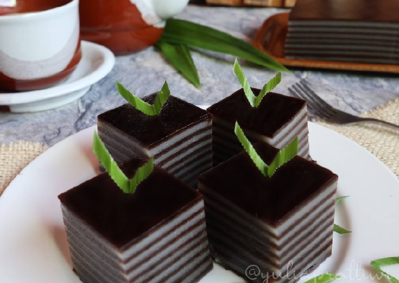 Cara Gampang Menyiapkan Kue Lapis Tapioka, Bisa Manjain Lidah