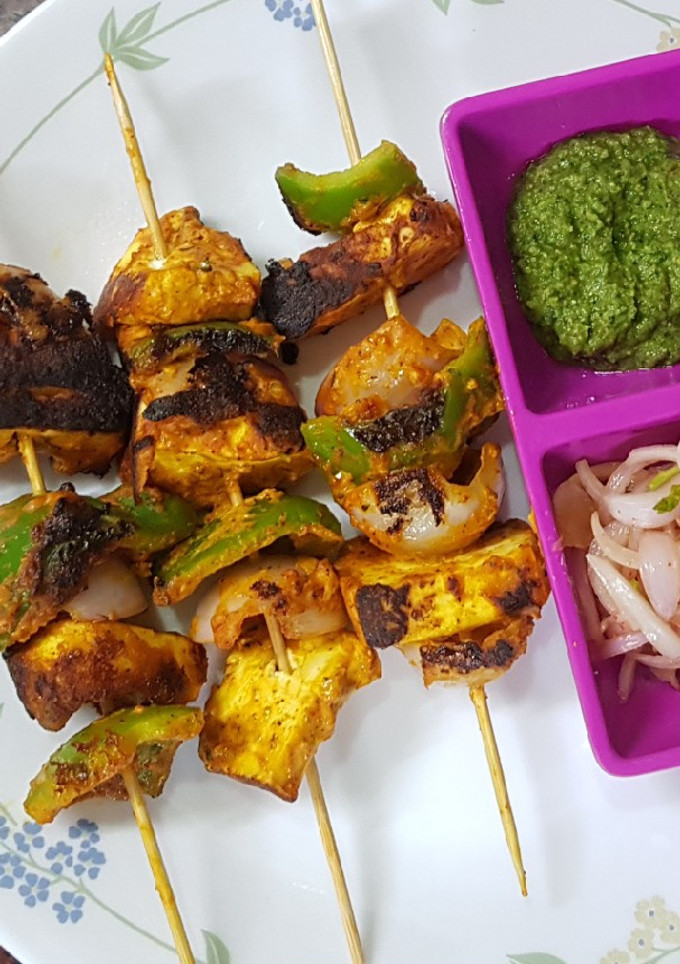 પનીર ટિક્કા ડ્રાય (paneer tikka dry recipe in gujarati) રેસીપી મુખ્ય ફોટો