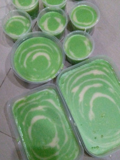 Foto resep Puding roti tawar agar" pandan