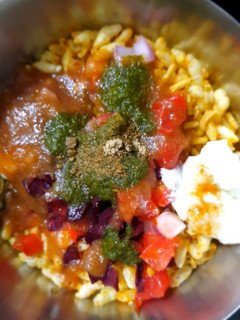 ભેળ (Bhel Recipe in Gujarati) રેસીપી મુખ્ય ફોટો