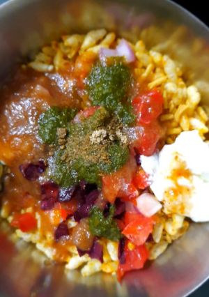 ભેળ (Bhel Recipe in Gujarati) રેસીપી મુખ્ય ફોટો