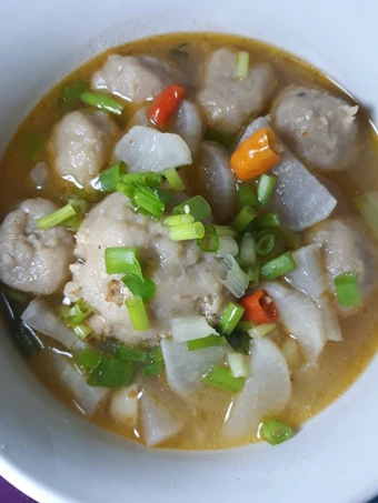 Cara Gampang Membuat Resep #36 Lobak Pentol Kuah yang Lezat Sekali Anti Ribet, Uenak Banget