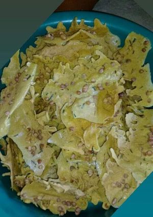 Foto resep Peyek kacang renyah 🖒
