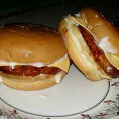 A picture of Chicken Barbecue Burger.