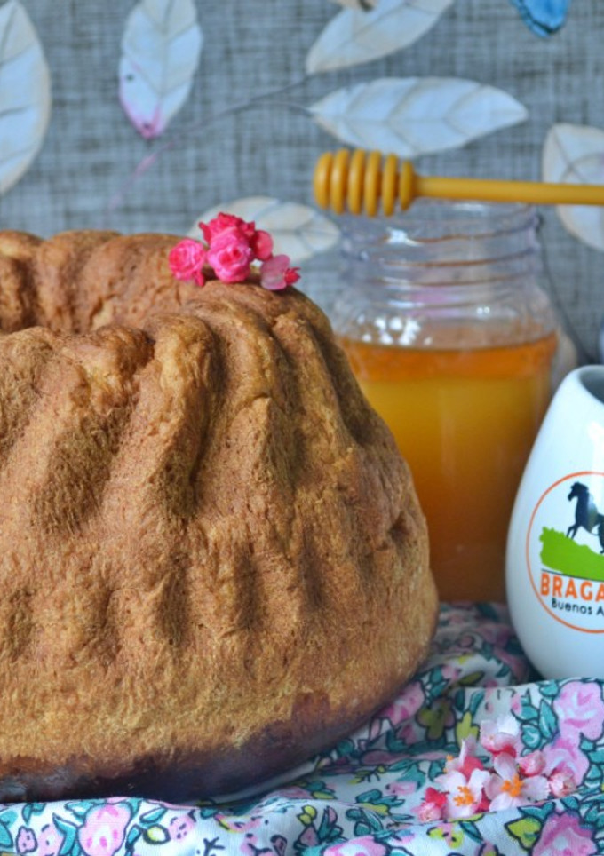 Una foto de Pan de coco y miel🧉