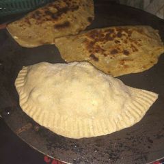 MMC# Post-3 matar paneer, cheesy parantha A picture of MMC# Post-3 matar paneer, cheesy parantha.