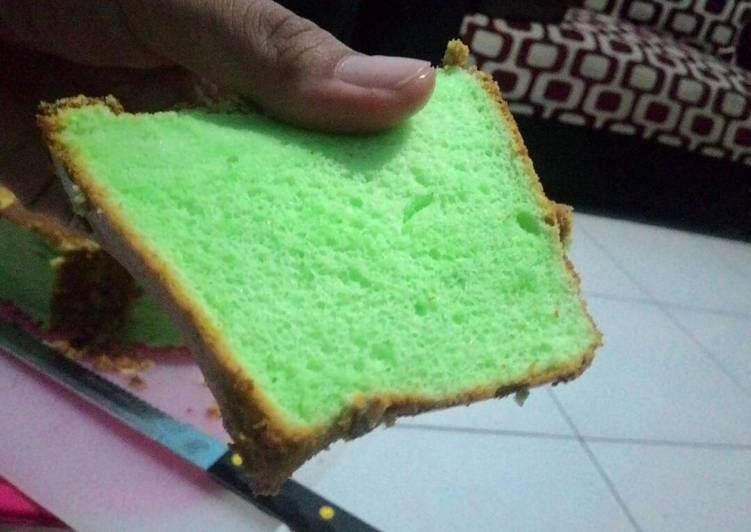 Chiffon pandan putih telur 3 topping (super kempussss)