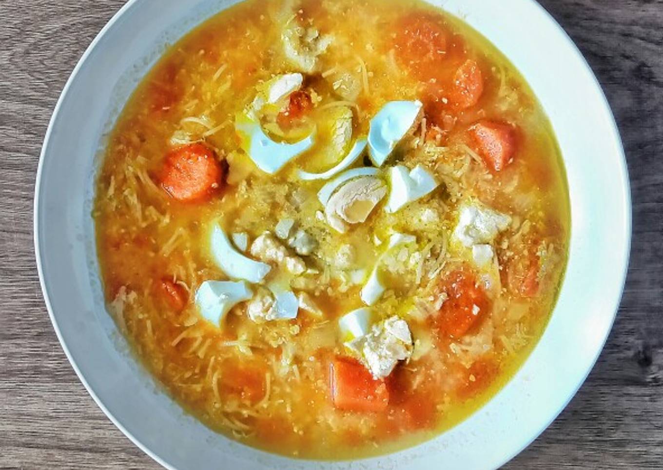 Sopa de pollo