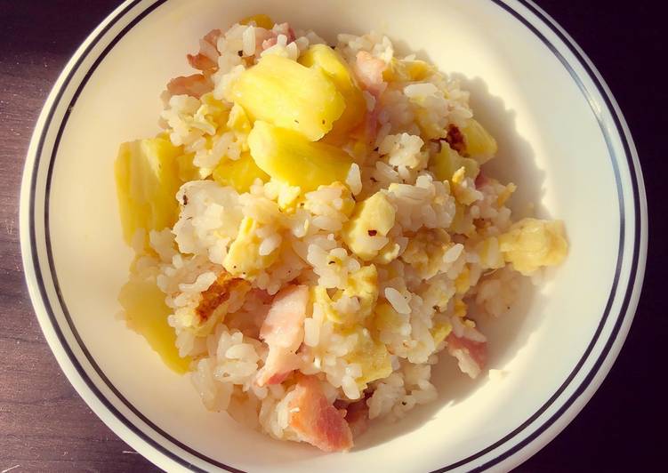 WORTH A TRY! Secret Recipes Pineapple Bacon Fried Rice