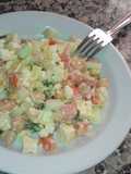 Ensalada de Garbanzos con tortilla de huevo y queso