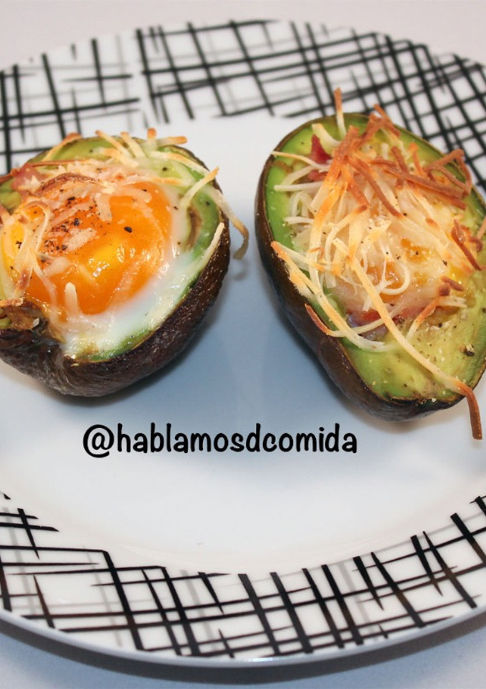 Una foto de Aguacates rellenos