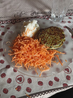 Una foto de Hamburguesas de pollo y espinaca