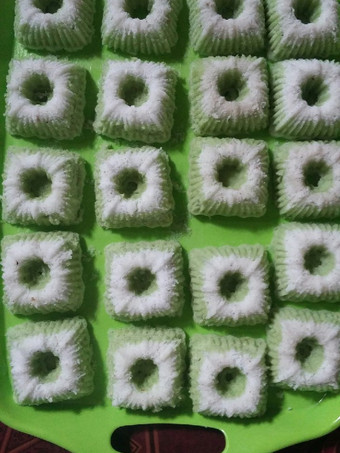 Cara Gampang Membuat Putu Ayu enak, lembut &amp; Wangi Rumahan