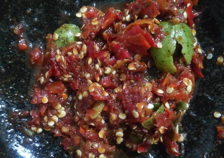 Cara Membuat Sambal Terasi Mentah Gandaria Yang Enak
