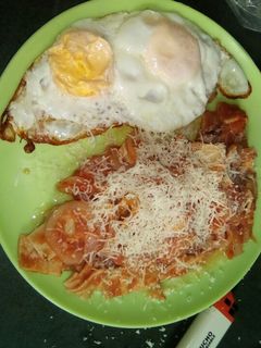 Una foto de Chilaquiles