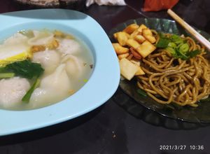 Foto resep Bakmie pangsit + bakso ayam homemade