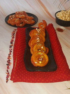 પનીર જલેબી (Paneer Jalebi Recipe In Gujarati) રેસીપી મુખ્ય ફોટો