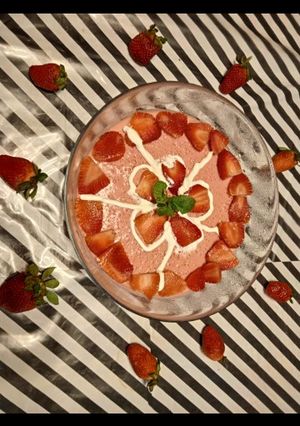 A picture of Strawberry Souffle.