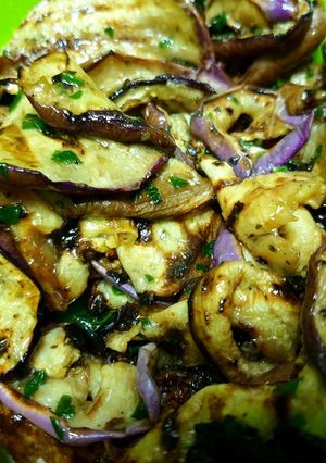 O poză a rețetei Vinete la grill marinate.