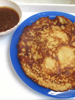 Almás palacsinta datolyasziruppal (Gluténmentes) recept fotója