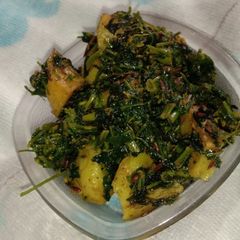 A picture of Aloo methi.