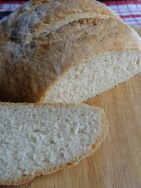 Focaccia bread Recipe by Nadine Schweitzer - Cookpad Focaccia bread Recipe by Nadine Schweitzer 