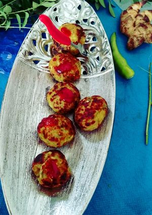 A picture of Suji poha appe.
