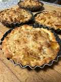 Apple Crumble Tartlets in the Air Fryer