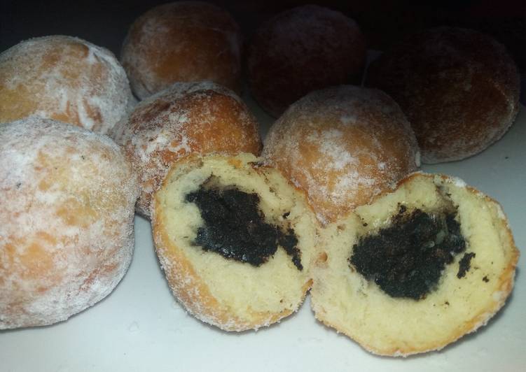 Donat oreo lapis gula