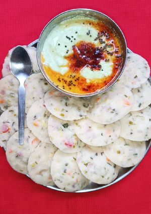 A picture of Semolina mixed vegetable Idli.