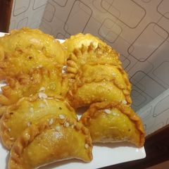 A picture of Gujiya.