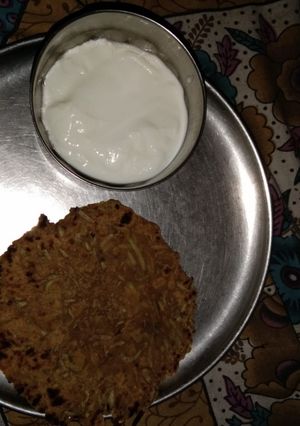 मूली का पराठा (mooli ka paratha recipe in Hindi) रेसिपी मुख्य फोटो