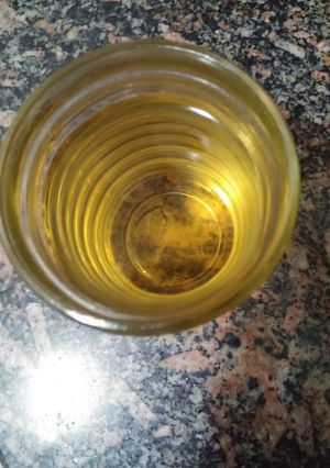 Una foto de Jugo de manzana natural (hecho en casa), 💐💕