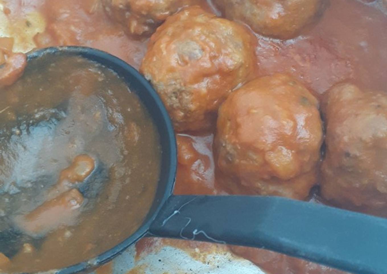 Albóndigas a la salsa