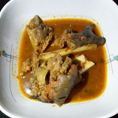 A picture of Ram head pepper soup.
