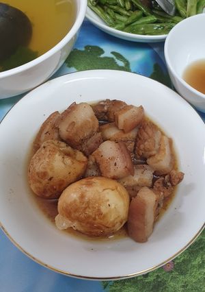 Hình của món Thịt kho trứng bằng coca.