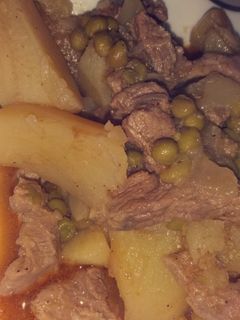 صورة لوصفة بطاطا باللحم والجلبانة ولا اروع 😋😋😋😍❤