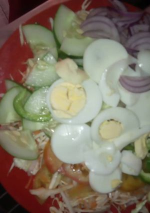 A picture of Salad.