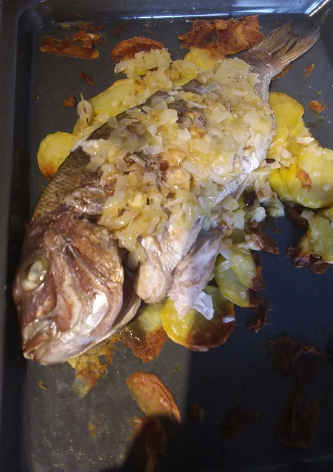 Una foto de 🐟Pargo al horno