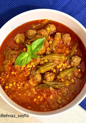 عکسی از دستور خورش بامیه با گوشت قلقلی